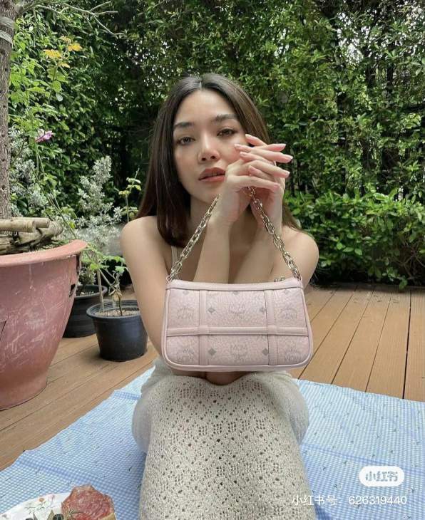 Picture of MCM Handbags _SKUfw242037288fw